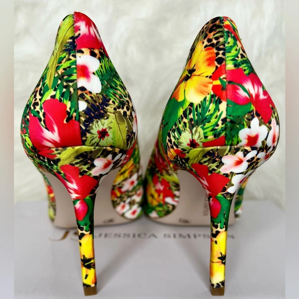 Jessica Simpson Apelhan Womens Pointed Closed Toe Stiletto Heel Pumps in Floral